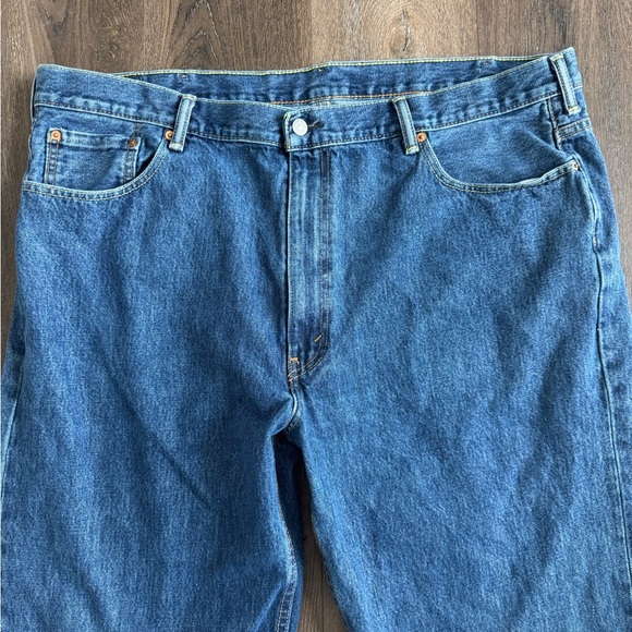 Levi’s 550, men’s size 46 x 32.  Great condition! - Picture 2 of 9